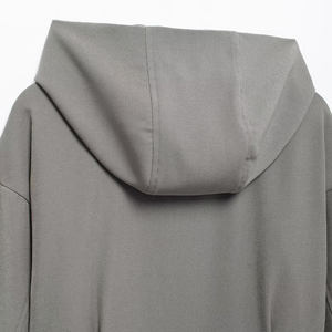 Veste courte à capuche décontractée ample en tissu respirant écologique vintage automne/hiver avec fermeture éclair et couleur unie - Product Image 5