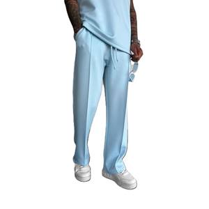 กางเกงขายาวผู้ชายทรงตรงเอวกลาง OEM สำหรับฤดูหนาว ทรงหลวม สปอร์ต แคชชวล ผลิตจากโพลีเอสเตอร์ 100% กันยับ แห้งเร็ว - Product Image 1