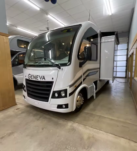 <span class=keywords><strong>Mejor</strong></span> <span class=keywords><strong>Precio</strong></span> 2021 <span class=keywords><strong>2022</strong></span> Autocaravana Thorr Motor Coach Geneva 24VS Clase A, 4-6 Pasajeros, para Exportación a Todo el Mundo - Product Image 1