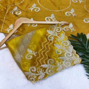 Sari en mousseline de soie VASTRA COTTAGE de qualité supérieure avec broderie de sequins complexe, bordure de designer, style élégant Bollywood, sari de soirée - Product Image 3