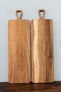 Tabla de Cortar de Madera de Acacia Natural con Asa – 100% Ecológica, Disponible en Dos Tamaños - Product Image 5