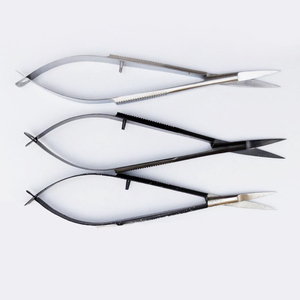 Ciseaux à cuticules en acier inoxydable, droits, couleur argent, pour droitiers, durables, pour le travail de manucure, haute qualité, personnalisés - Product Image 4