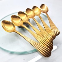 Cuillère en acier inoxydable indienne avec long manche et placage or pour la maison, la cuisine et les restaurants - Disponible en gros