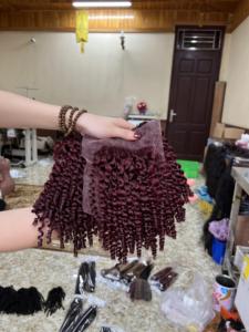 Pelo de trama rizado Pixie color Burdeos al por mayor con cierre de encaje pelo virgen vietnamita crudo con el mejor precio para mayoristas - Product Image 3