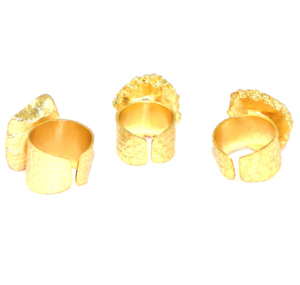 Royal Design Natural Green Solar Quartz Stone 22k Gold Plated Crocodile Texture Big Band Adjustable Ring In Brass Metal Jewelry - Product Image 3