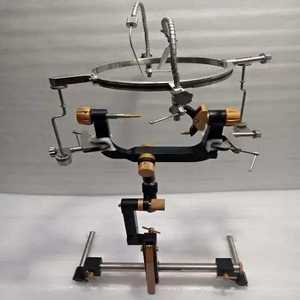 ชุดเครื่องมือผ่าตัดกระดูกสันหลังแบบยึดศีรษะ Mayfield Skull Clamp Retractor Budde Halo Retractor System จำนวน 2 ชิ้น ผลิตจากเหล็กกล้าไร้สนิมเยอรมัน ได้รับการรับรองมาตรฐาน CE ยี่ห้อ Salaar - Product Image 2