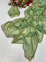 Sari indien en chiffon riche et doux Fendi, orné de perles et d'un bordure riche faite main, écologique, avec chemisier, toutes saisons