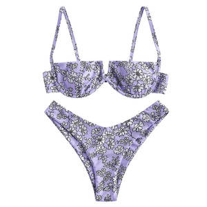 Ensemble de bikini bandeau pour femme, écologique, en crochet, imprimé floral violet, avec bas de bikini à volants, extensible, deux pièces - Product Image 1