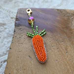 Handmade Beaded Carrot Keychain Cute <b>Vegetable</b> <b>Bag</b> Charm Mini Pendant Key Ring Gift Custom Logo Wholesale Supplier - Product Image 3