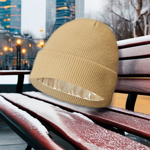 Gorros de punto de invierno unisex hechos a medida para hombres y mujeres - Product Image 1