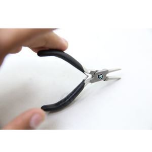 Mini pince à nez à chaîne poignée lisse poignée en mousse pour la fabrication de bijoux - Product Image 3