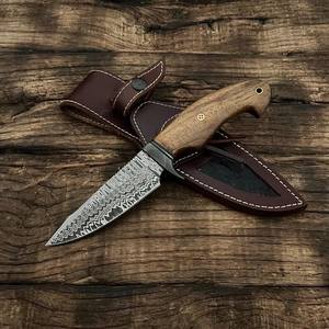 Cuchillo de caza de hoja fija de acero de Damasco con mango de madera, cuchillo utilitario para camping, funda de cuero, OEM personalizable, alta calidad - Product Image 1