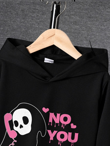 Ensemble 2 pièces pour femme : sweat à capuche noir gothique et pantalon de survêtement avec imprimé crâne rose - Product Image 3