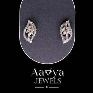 Pendientes de Diamantes con Diseño Delicado, Última Moda, Compre Directamente de un Proveedor Indio de Confianza al Mejor Precio - Product Image 5
