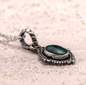 จี้มรกตวินเทจ NIKHIL GEMS เงินแท้ 925 ทำมือ อัญมณีสีเขียว รับรองโดยบุคคลที่สาม รูปทรงแฟนซี - Product Image 2