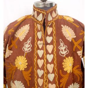 Veste en cotisse 100% coton brodée à la main, unique, pour femme, manches longues, col mandarin, respirante, idéale pour l'automne - Product Image 2