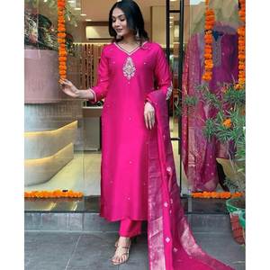 Ensemble de vêtements de soirée taille XL pour femmes avec broderie, y compris haut bas et Dupatta - Product Image 4