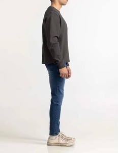 เสื้อสเวตเชิ้ตคอกลมผู้ชาย ผ้าโพลีเอสเตอร์/คอตตอนฟลีซ หนัก 280 กรัม ปักโลโก้ตามสั่ง กันลม ระบายอากาศได้ดี เหมาะสำหรับฤดูหนาว - Product Image 4