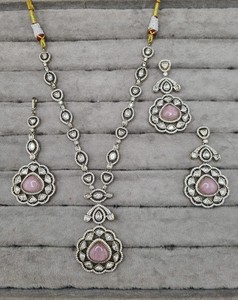 Juego de Joyería Nupcial de Lujo con Diamantes Americanos, Collar Largo con Colgante de Piedra Rosa Bebé, Pendientes Maang Tikka, Joyería de Boda al por Mayor - Product Image 4