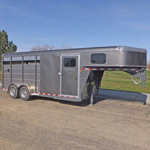 Factory Direct Horse <b>Trailer</b> for Sale Durable Livestock Transport Enclosed Heavy Duty Steel Frame Multi Horse Capacity Road Use - Product Image 5