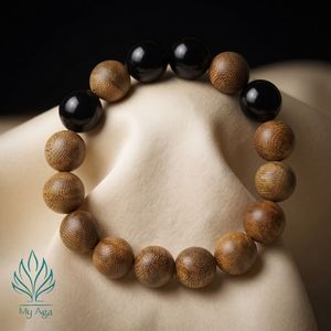 Pulsera de Agarwood de la Mejor Calidad, Regalo Significativo AL-SB-0011-12 con 4 Cuentas de Coral y 13 Cuentas de Agarwood Natural, Estilo Unisex - Product Image 1