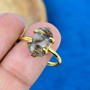 Pierre précieuse hexagonale en cuivre blanc naturel, plaqué or 18 carats sur argent sterling 925 - Product Image 3