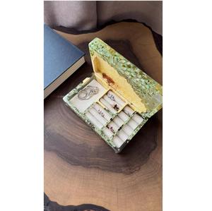 Boîte à bijoux décorative en résine d'excellente qualité pour comptoir de salle de bain, bureau à domicile et chambre à coucher, à prix direct usine - Product Image 1