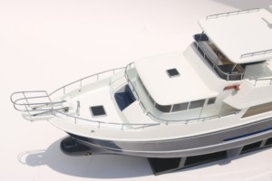 SELENE 60 <b>YACHT</b> Handmade Painted Wooden American Modern <b>Yacht</b> Model Customized for Business Gift or Collection - Product Image 3
