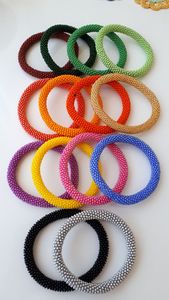 Bracelet en corde pour femme, accessoire de bijouterie, style bohème, motif en spirale, ornement de poignet, perles de verre faites à la main, crochet - Product Image 5