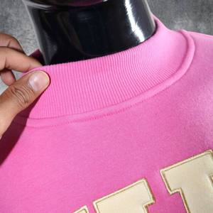 เสื้อสเวตเชิ้ตคอเต่าสีชมพูสด พร้อมตัวอักษรสีเหลืองขอบขาว แขนยาว ปลายแขนและชายเสื้อแบบรัดขอบ  รับสกรีนโลโก้ตามแบบ - Product Image 5