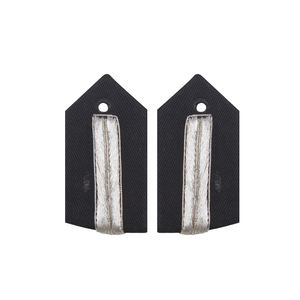 Parche de Cuello Gorgets en Color Rojo con Bordado Dorado para Accesorios de Uniforme - Product Image 5