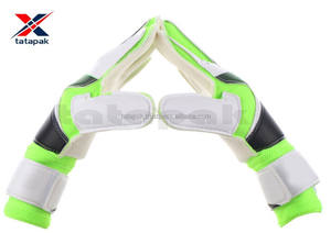 ถุงมือผู้รักษาประตูหนังสำหรับผู้ใหญ่ทุกเพศถุงมือผู้รักษาประตูแบบมืออาชีพ2025ที่ทำจากหนังป้องกันการลื่น - Product Image 2