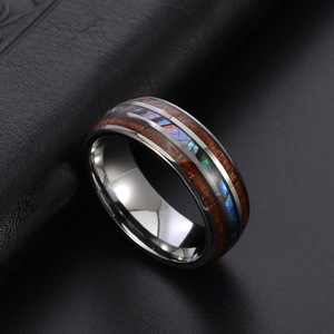 Anillo de Boda de Acero de Tungsteno con Incrustaciones de Concha Azul Colorida y Banda Plateada Pulida de Alta Calidad de 8 mm para Hombre - Product Image 3