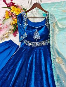 Conjunto de Kurti de Terciopelo Largo hasta el Suelo de Secado Rápido para Mujer, Traje Étnico de 3 Piezas con Dupatta, Vestido Tradicional para Fiesta de Boda - Product Image 6