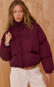 Chaqueta de Invierno Acolchada para Mujer con Logotipo Personalizado OEM, Tejido de Lona Transpirable, Capucha con Cuello Desmontable, 100% Poliéster - Product Image 4