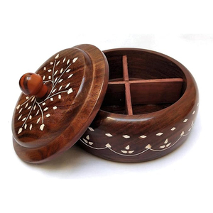 Boîte de service en bois divisée avec incrustation florale et 4 compartiments – Plat de service haut de gamme pour la cuisine et la table – Vente en gros - Product Image 3