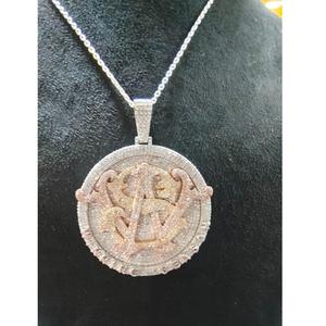 Colgante de Diamantes en Oro y Plata Hecho a Mano, Joyería de Lujo para Novias, Disponible en Grandes Cantidades - Product Image 1