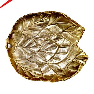 Plateau de service artisanal de luxe exclusif en métal, motif floral créatif, pour accessoires de vaisselle, décoration de mariage et fêtes - Product Image 5