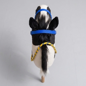 Cordes de guidage durables pour chevaux de compagnie, conçues avec des matériaux flexibles, des motifs attrayants et une manipulation facile pour des jeux imaginatifs. - Product Image 4
