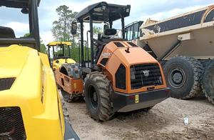 Compacteurs de sol vibratoires hydrauliques à tambour unique de 7 tonnes avec tambours lisses de 1680 mm et moteur de 74 CV - Product Image 4