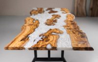 Table à manger rectangulaire en bois de noyer massif avec bord naturel et résine, pieds en bois, faite à la main, mobilier de salle à manger 4 places, livraison mondiale