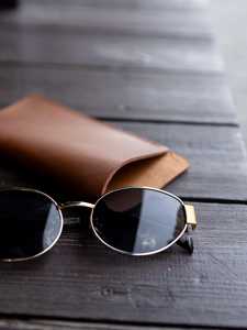 Estuche de Gafas de Cuero Genuino Vintage, Funda de Piel Vacuna Suave de Lujo, Estuche Delgado Hecho a Mano para Gafas de Lectura LGC-0076 - Product Image 6