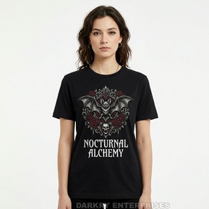 Camiseta Gótica Personalizada para Mujer, Diseño de Reina Vampiro, 100% Algodón, Manga Corta, Cuello Redondo, Corte Ajustado, Estilo Urbano - Product Image 4