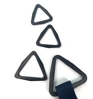 Sangle de sac à dos classique noire de 1 pouce avec boucle triangulaire et boucle de ceinture réglable en plastique