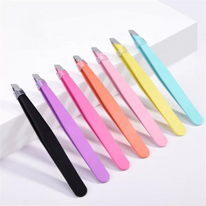 Kit de pinces à sourcils de précision pour la mise en forme des sourcils - Product Image 1
