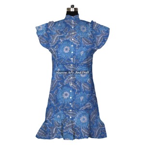 Haut à manches courtes imprimé, design tendance et élégant, en tissu coton, pour femmes et filles, aux couleurs magnifiques. - Product Image 1