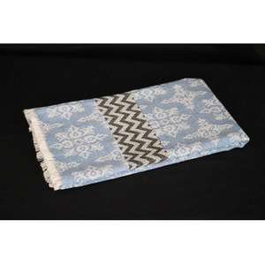 Bufanda Chal Jacquard de Algodón de Longitud Media para Mujer, Estilo Izzu International, Diseño Floral de Alta Calidad, Duradera, Superventas - Product Image 6