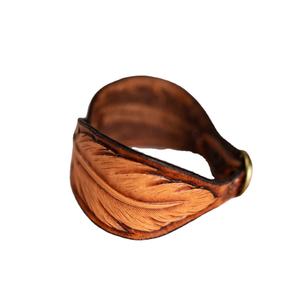 Brazalete de cuero de estilo occidental estilo bohemio hecho a mano y pintado de colores hecho en La India para el aniversario de los mercados globales - Product Image 4