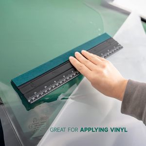 Raclette universelle de 12 pouces pour film teinté avec règle de 30 cm, raclette à bords en feutre suédé pour vitres en vinyle avec 4 coins et fonctionnalités intégrées - Product Image 4