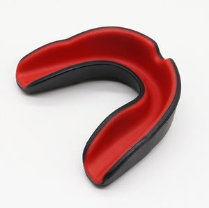 Protège-dents en silicone double couche Waseem Impex MG-002 blanc et rouge, moulable, équipement de protection sportive pour la boxe, les sports extrêmes - Product Image 3